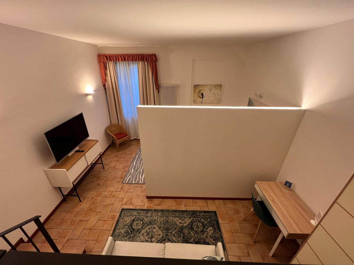 Palazzo Brando - Living Apartments Тревизо Экстерьер фото