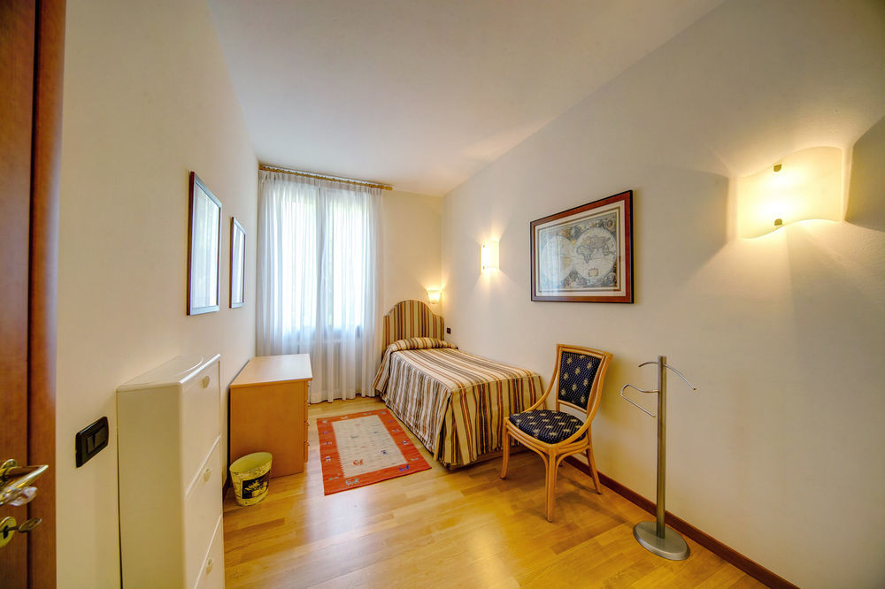 Palazzo Brando - Living Apartments Тревизо Экстерьер фото